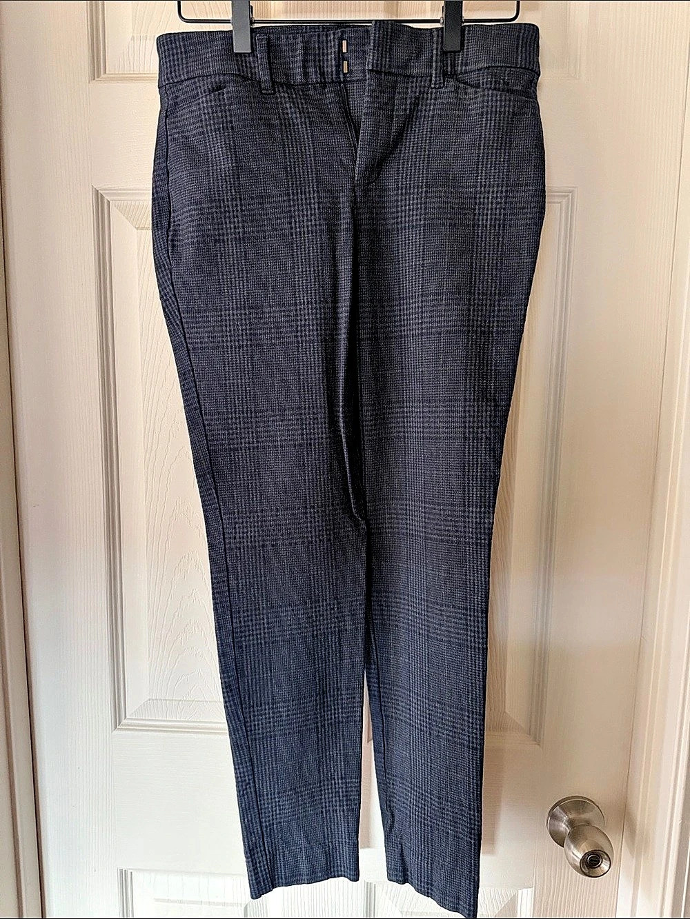 Old Navy High-Rise Pixie Plaid High-Rise Pants Gray Size 4 Petite Like New